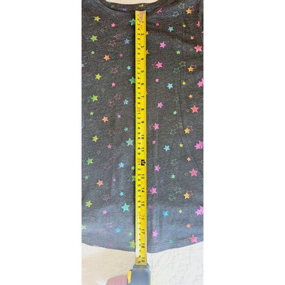 Rainbow Colorful Star Print W/ A Gray Base, Girls Sz L (10/12) “So” Favorite Tee - Picture 6 of 7